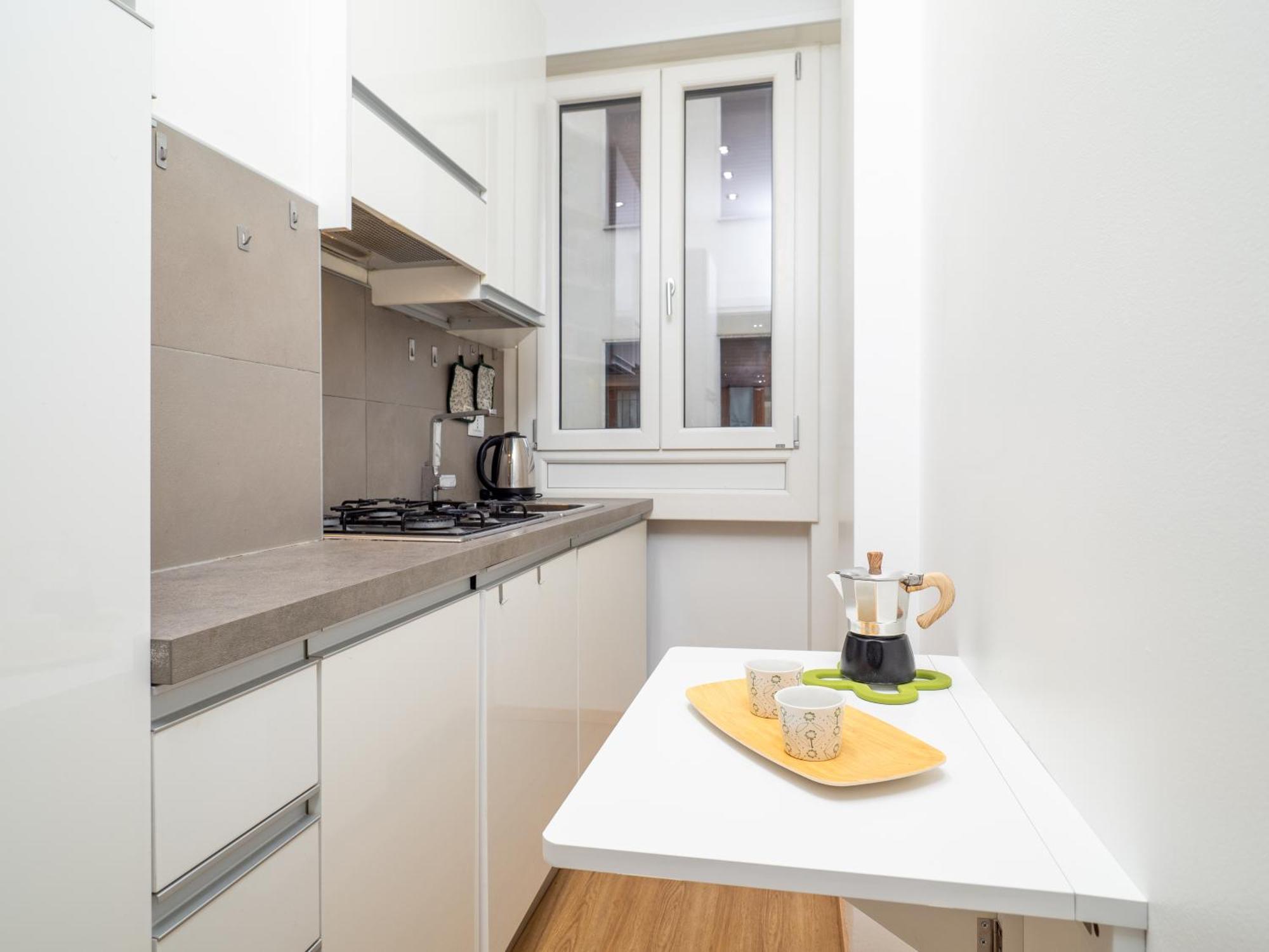 Milano 5 Guests - Modern Apt With Balcony Экстерьер фото