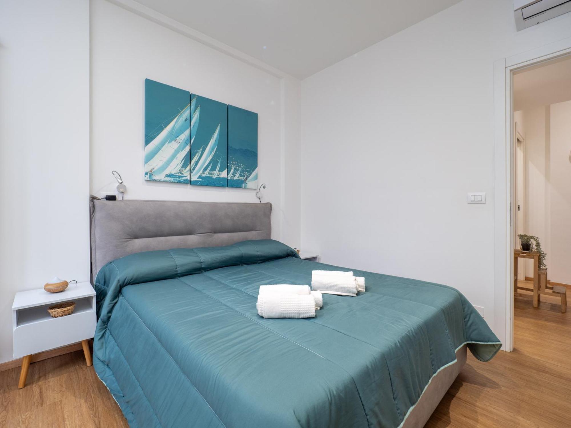 Milano 5 Guests - Modern Apt With Balcony Экстерьер фото